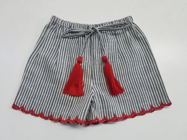 Girls Scalloped Shorts