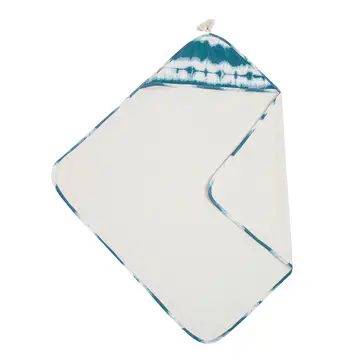 Blue Tie-Dye Bath Towel